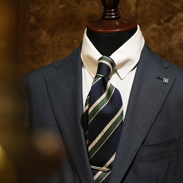 【新生活を迎えるメンズ必見！】ネクタイや名刺入れなど、おすすめのブランドをご紹介！